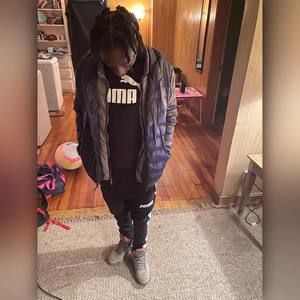 Meet your Posher, Maxx